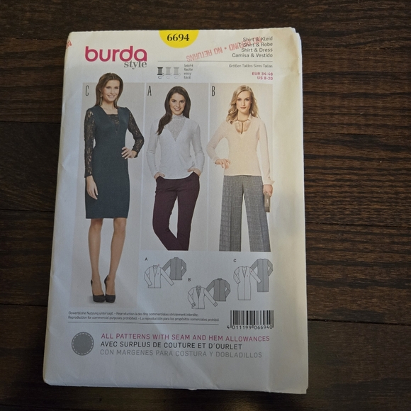 Women's Burda shirt and dress pattern - Picture 1 of 3